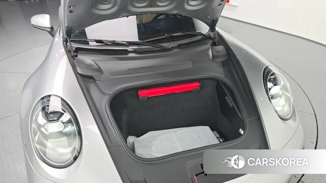 Porsche 911(992) id 4987292 из Кореи 27