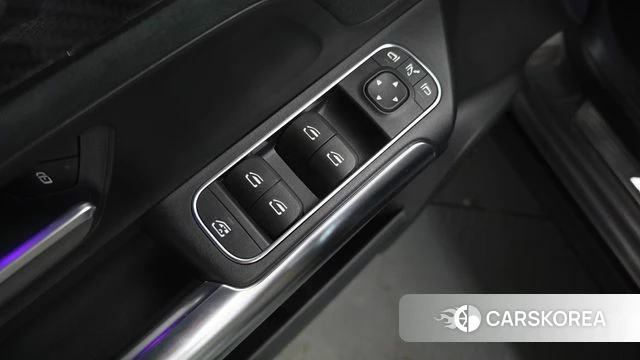Mercedes-Benz GLA - Class H247 id 4941599 из Кореи 27
