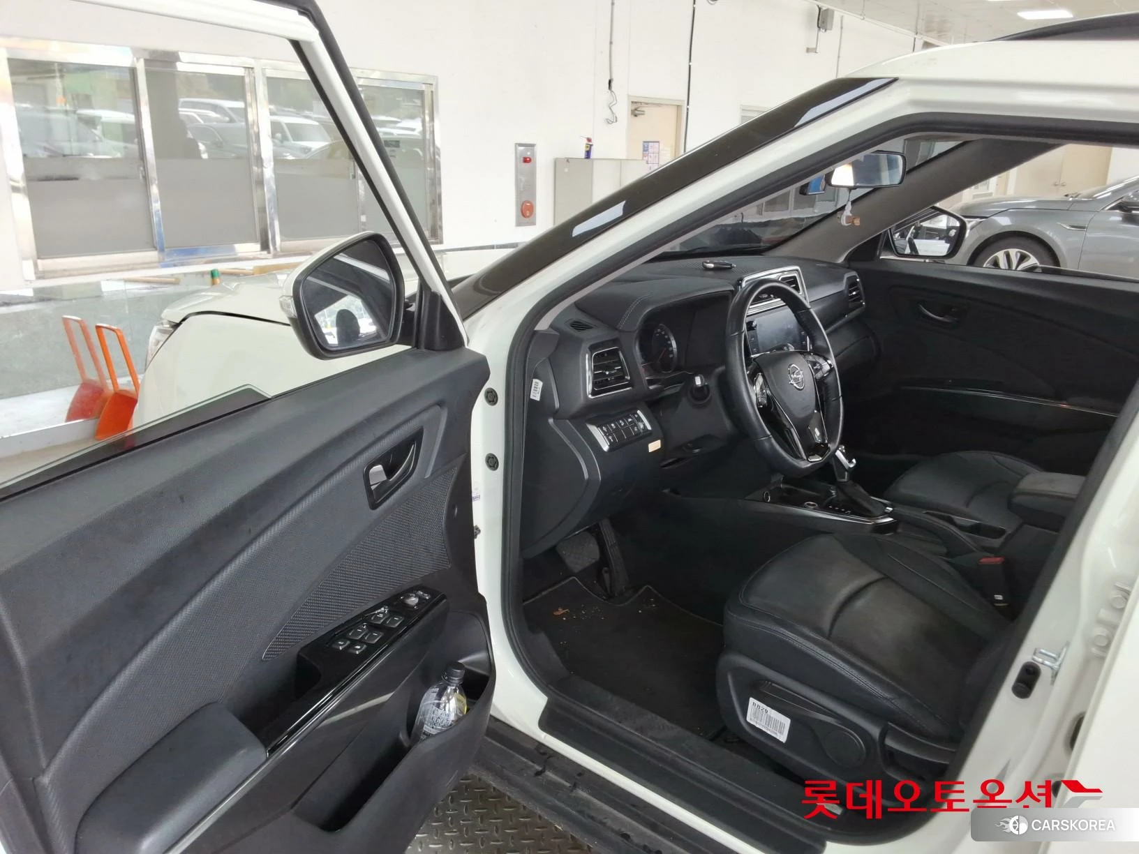 SsangYong Tivoli id 4984727 из Кореи 27