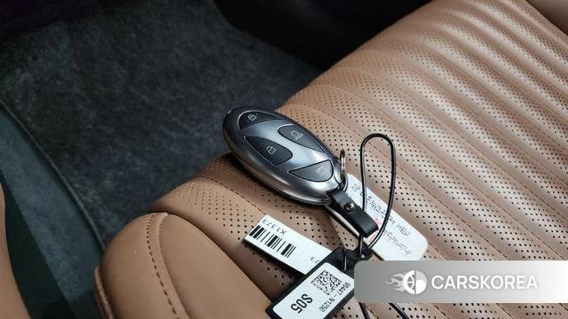 Hyundai Grandeur Hybrid (GN7) id 4783181 из Кореи 28