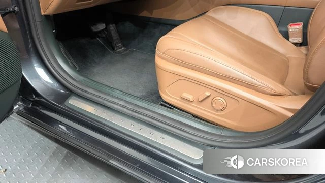 Hyundai Grandeur (GN7) id 5016722 из Кореи 28