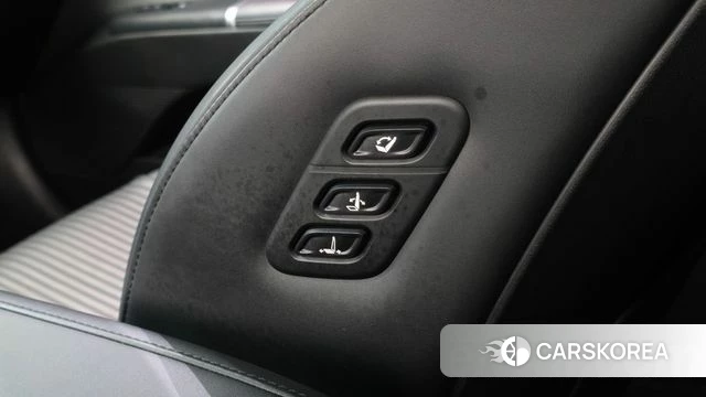 Hyundai Grandeur (GN7) id 4941910 из Кореи 28