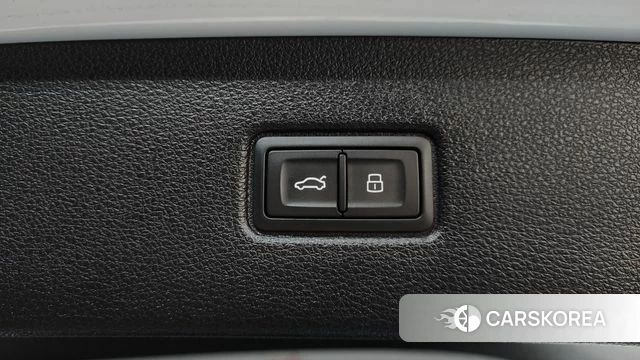 Audi SQ7 (4M) id 4898236 из Кореи 28