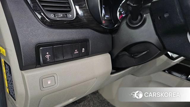 Kia The New Carnival id 4953094 из Кореи 28