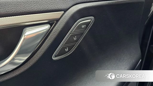 Hyundai The New Grandeur IG id 5040816 из Кореи 28