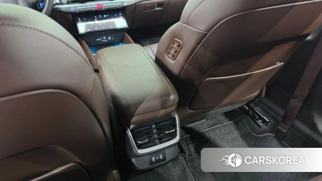 Hyundai Grandeur Hybrid (GN7) id 4753346 из Кореи 28