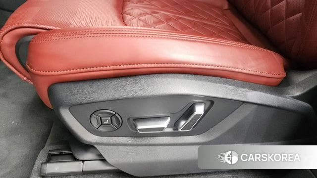 Audi SQ7 (4M) id 4590054 из Кореи 28