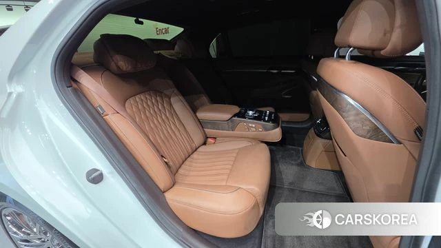 Genesis G90 id 4952021 из Кореи 28