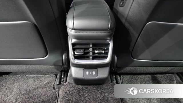 Hyundai Grandeur (GN7) id 4834776 из Кореи 28