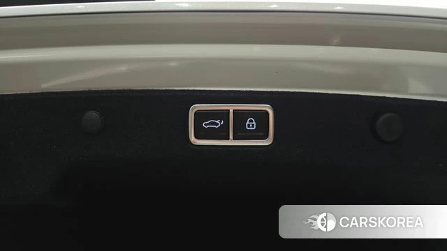 Hyundai Grandeur Hybrid (GN7) id 4670023 из Кореи 28
