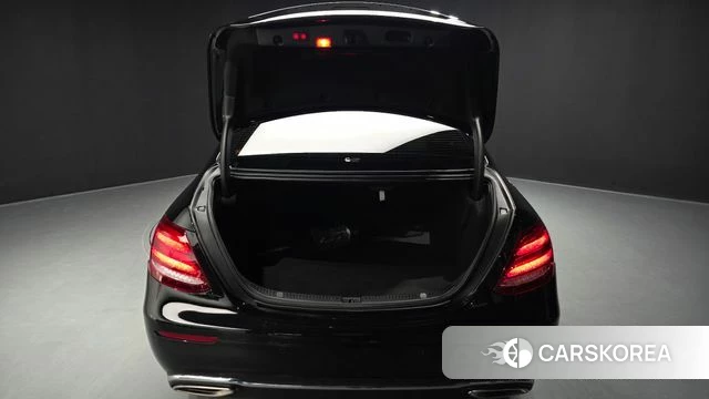 Mercedes-Benz E-Class W213 id 4993275 из Кореи 28