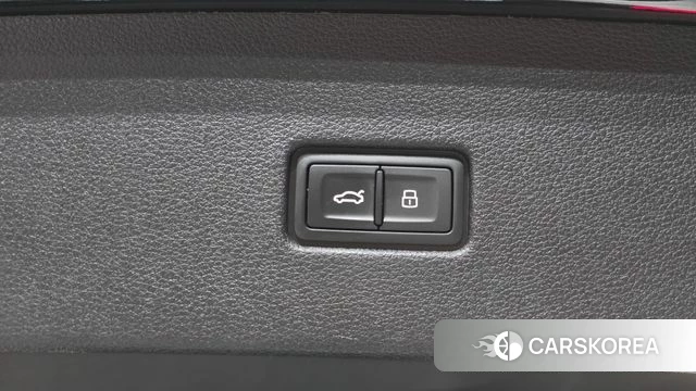 Audi Q8 (4M) id 5033290 из Кореи 28