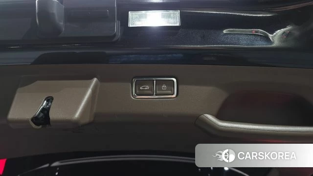 Kia EV9 id 4991049 из Кореи 28