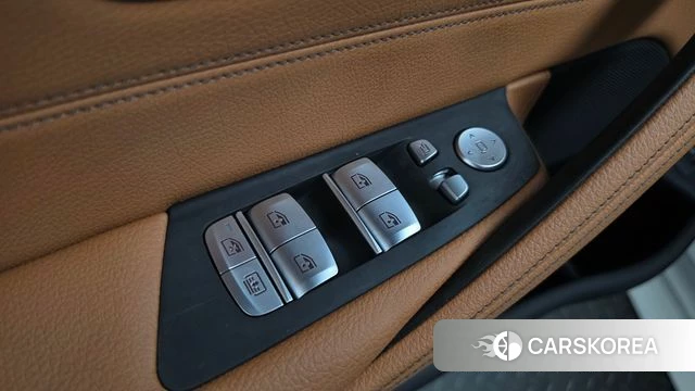 BMW 5 Series (G30) id 5002898 из Кореи 28
