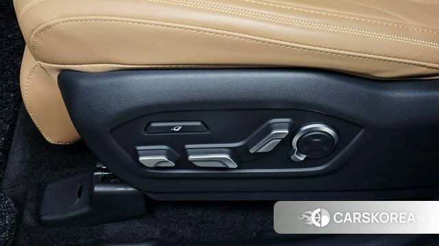 Hyundai Santa Fe (MX5) id 4990828 из Кореи 28