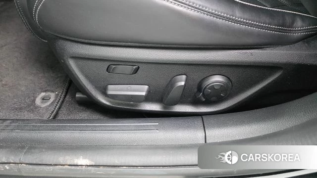 Genesis The New G70 id 4750263 из Кореи 28