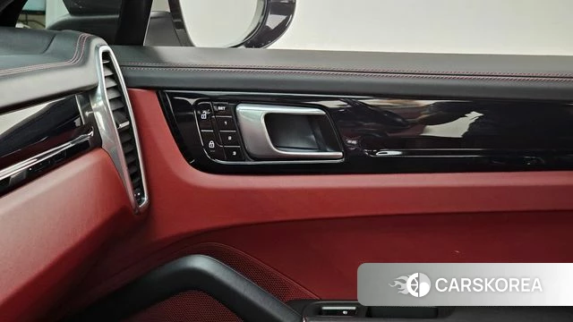 Porsche Cayenne (PO536) id 5013370 из Кореи 28
