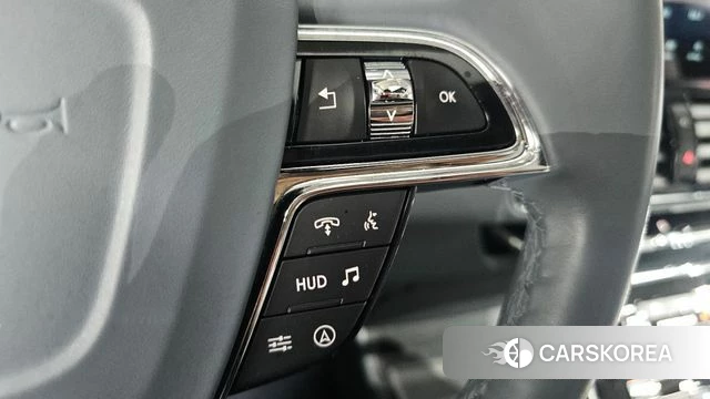 Lincoln Navigator 4th generation id 4996946 из Кореи 28