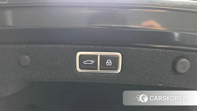 Hyundai Grandeur Hybrid (GN7) id 5001420 из Кореи 28