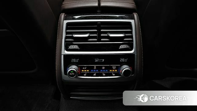 BMW 7 Series (G11) id 4952947 из Кореи 28