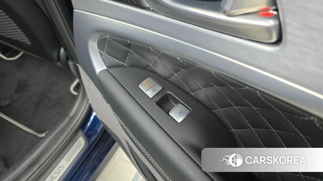 Genesis G70 id 5041906 из Кореи 28