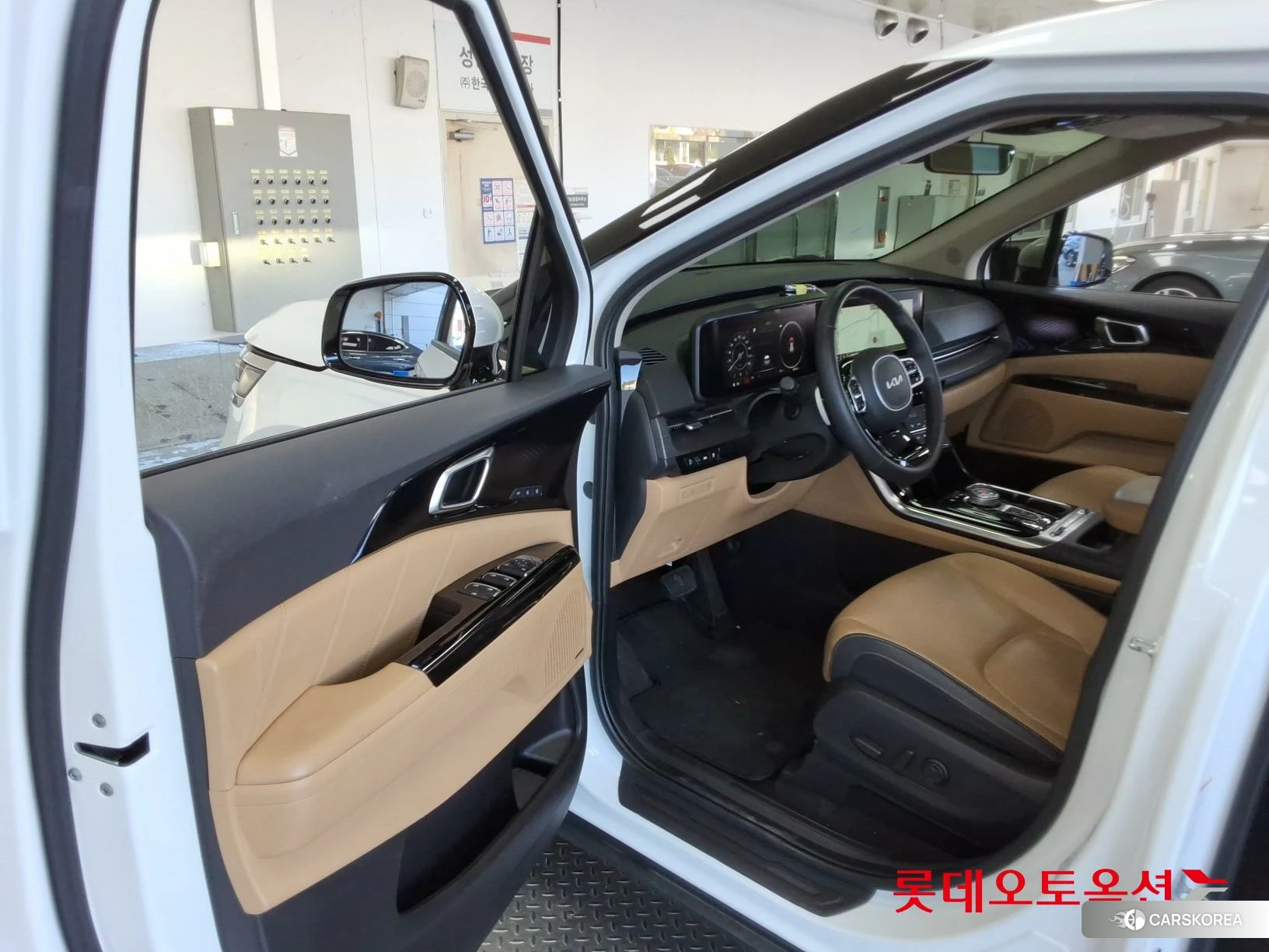 Kia Carnival id 4990044 из Кореи 28