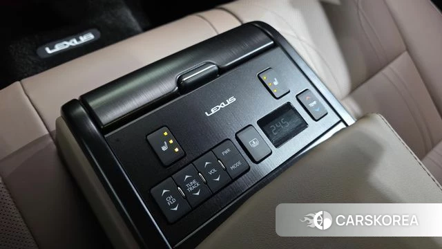 Lexus ES300h 7th generation id 5045982 из Кореи 28