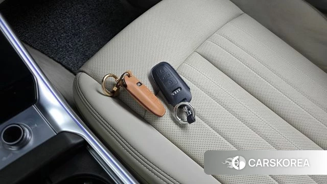 Audi A6 (C8) id 4930401 из Кореи 28