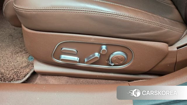 Genesis G90 (RS4) id 5012189 из Кореи 28