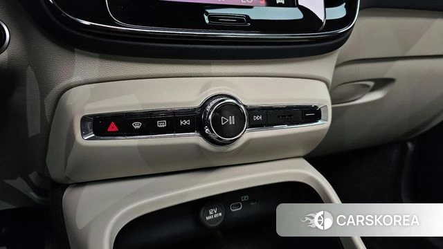 Volvo XC40 id 4995726 из Кореи 28