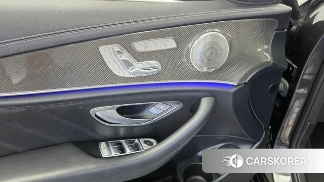 Mercedes-Benz E-Class W213 id 4922436 из Кореи 28