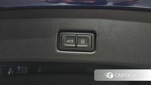 Audi Q4 e-Tron (F4) id 4964218 из Кореи 28