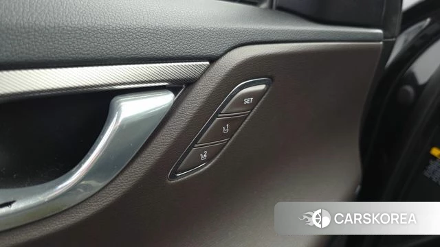 Hyundai The New Grandeur IG id 5028793 из Кореи 28