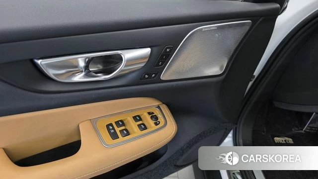 Volvo V60 Cross-Country 2nd Generation id 5046046 из Кореи 28