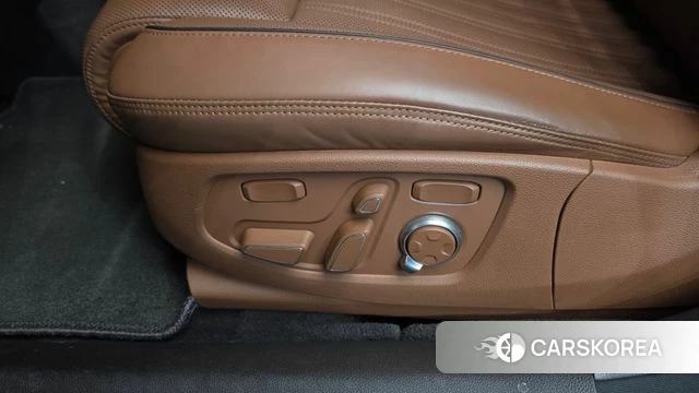 Genesis G90 id 4987824 из Кореи 28