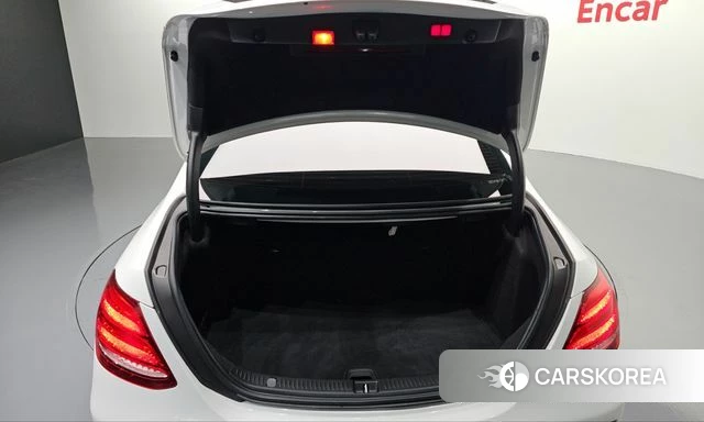 Mercedes-Benz E-Class W213 id 5023798 из Кореи 29