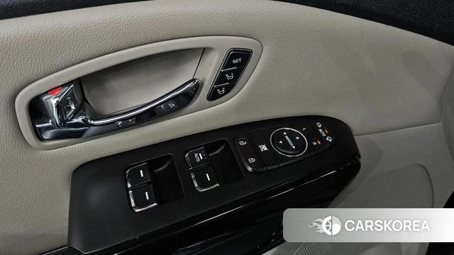 Kia The New Carnival id 4953094 из Кореи 29