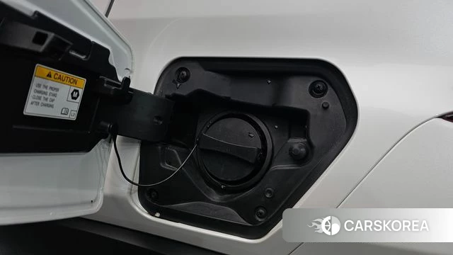 Lexus UX300e id 4905858 из Кореи 29