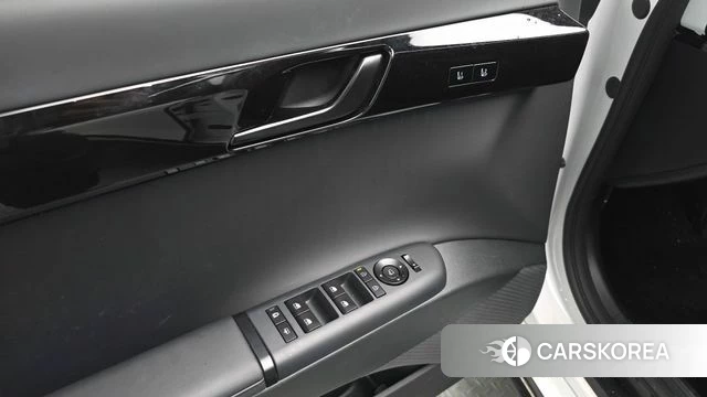 Hyundai Grandeur (GN7) id 4753016 из Кореи 29