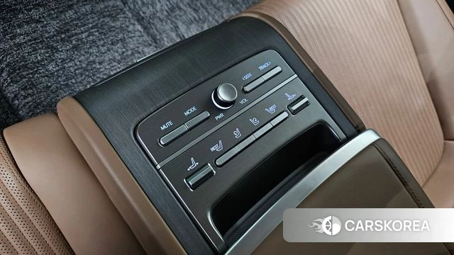 Hyundai Grandeur (GN7) id 5016605 из Кореи 29