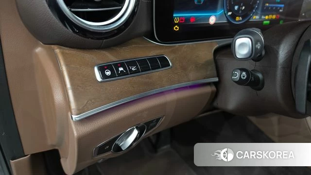 Mercedes-Benz E-Class W213 id 4943540 из Кореи 29