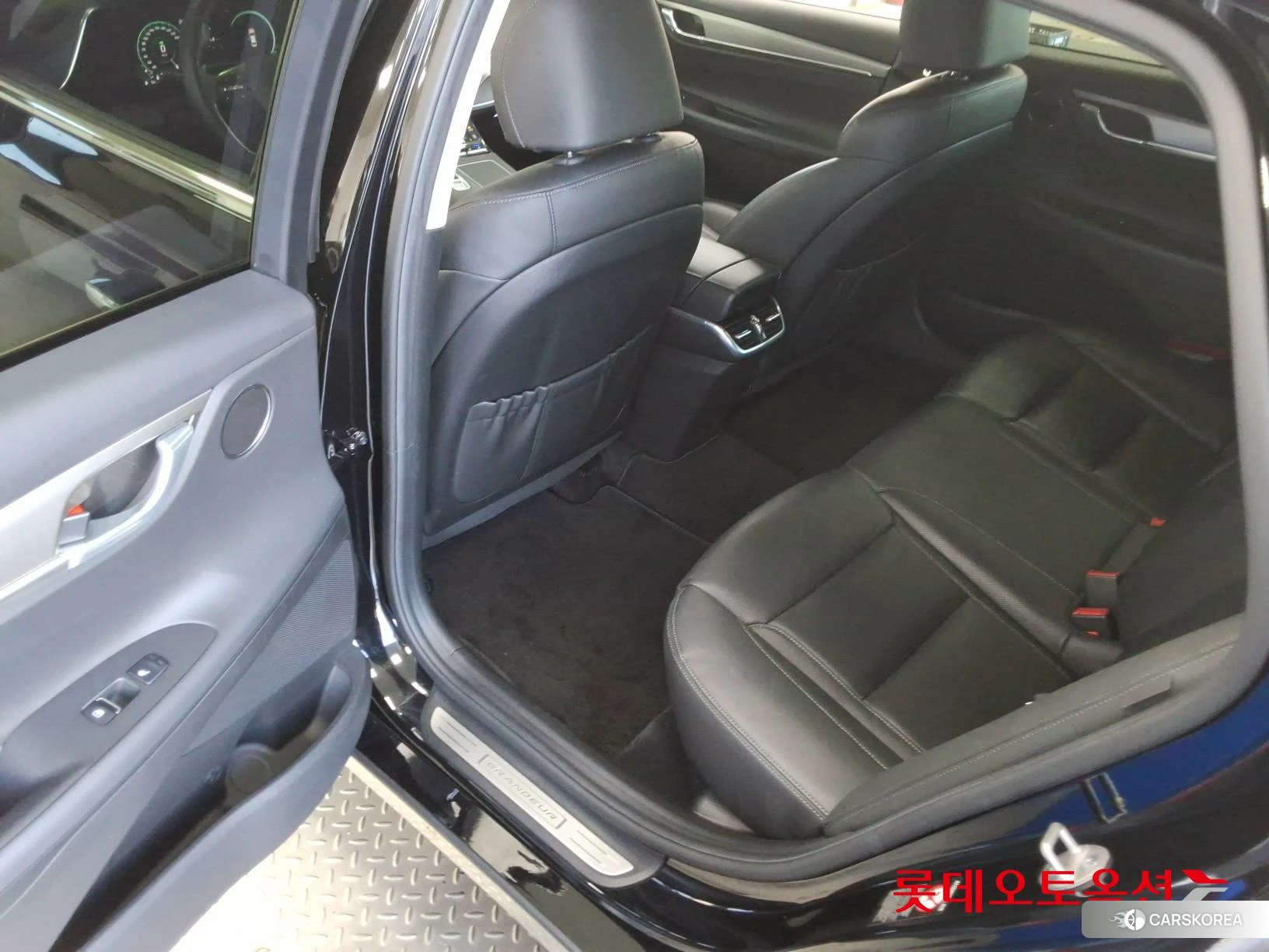 Hyundai Grandeur Hybrid id 5001037 из Кореи 29