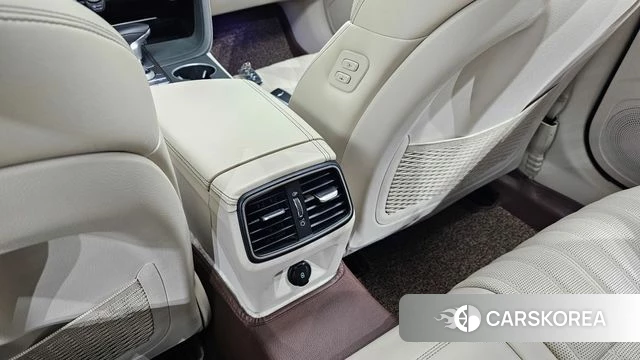 Genesis G70 id 5035429 из Кореи 29