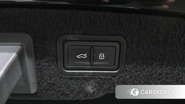 Audi A8 (D5) id 4976746 из Кореи 29