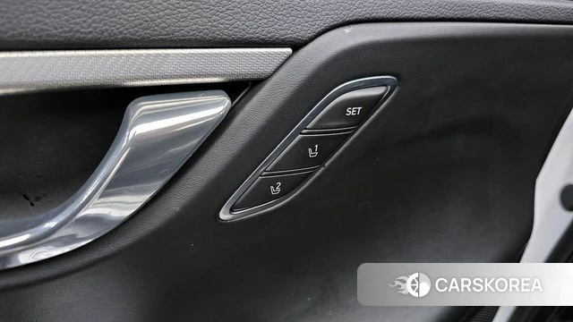 Hyundai The New Grandeur IG id 4339126 из Кореи 29