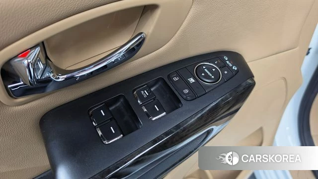Kia The New Carnival id 4988303 из Кореи 29