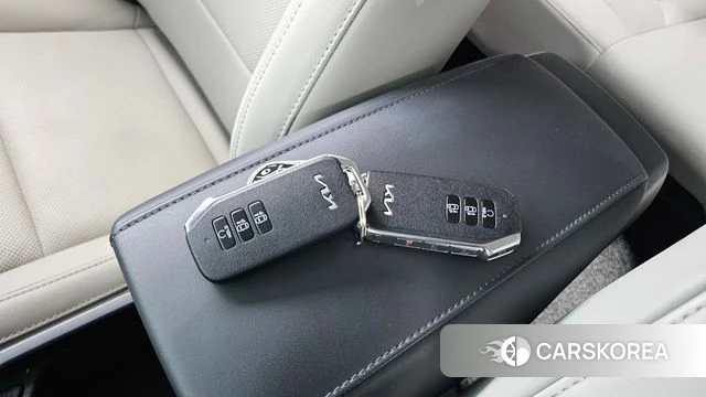 Kia Di Ol Nu Niro id 5026219 из Кореи 29