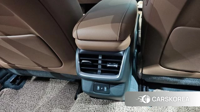 Hyundai Grandeur (GN7) id 4934593 из Кореи 29