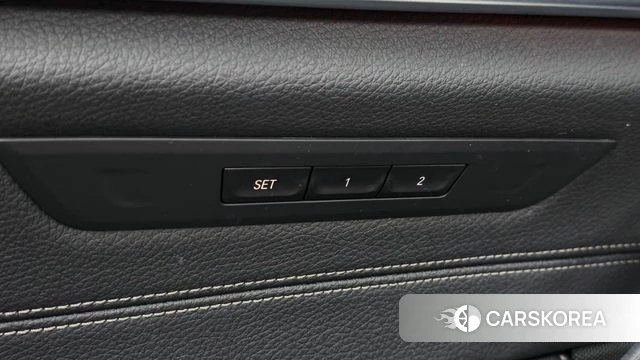 BMW 5 Series (G30) id 4988461 из Кореи 29