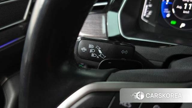 Volkswagen Passat GT (B8) id 4942549 из Кореи 29